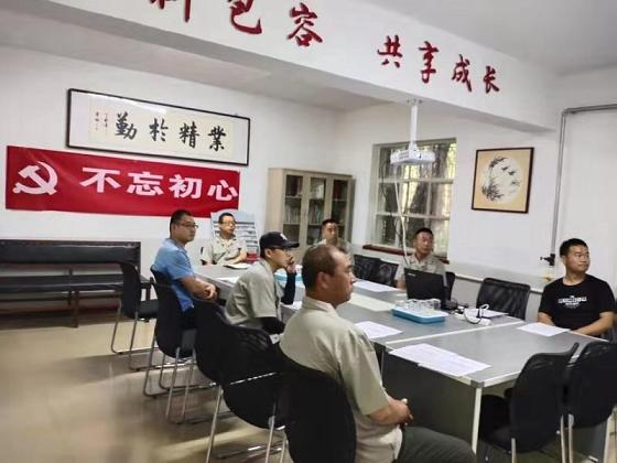 1579399163106981.jpg 鋼興瑞豐物流公司黨支部召開“不忘初心 牢記使命”主題教育動(dòng)員大會(huì).jpg